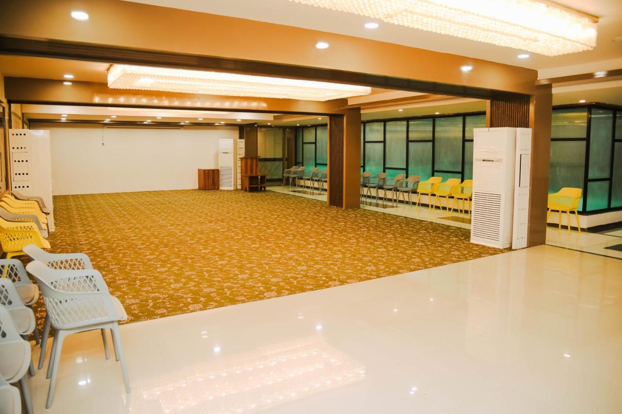 Hotel Tirth By Sonu'S Ujjain Esterno foto