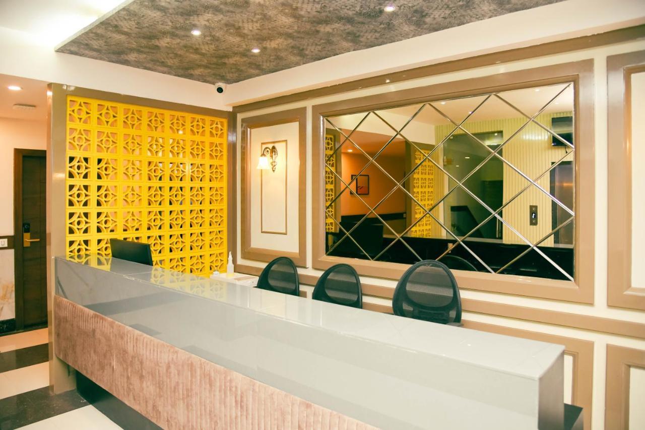 Hotel Tirth By Sonu'S Ujjain Esterno foto